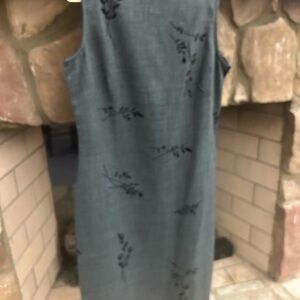 JONATHAN MARTIN Gray Sleeveless Dress with Floral Embroidery measurements in pic